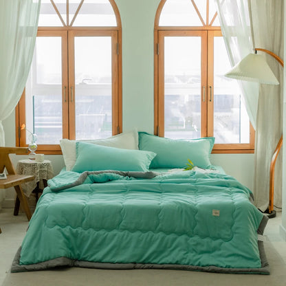 A Summer Quilt That's Lightweight Yet Cozy - Cooling Summer Quilt