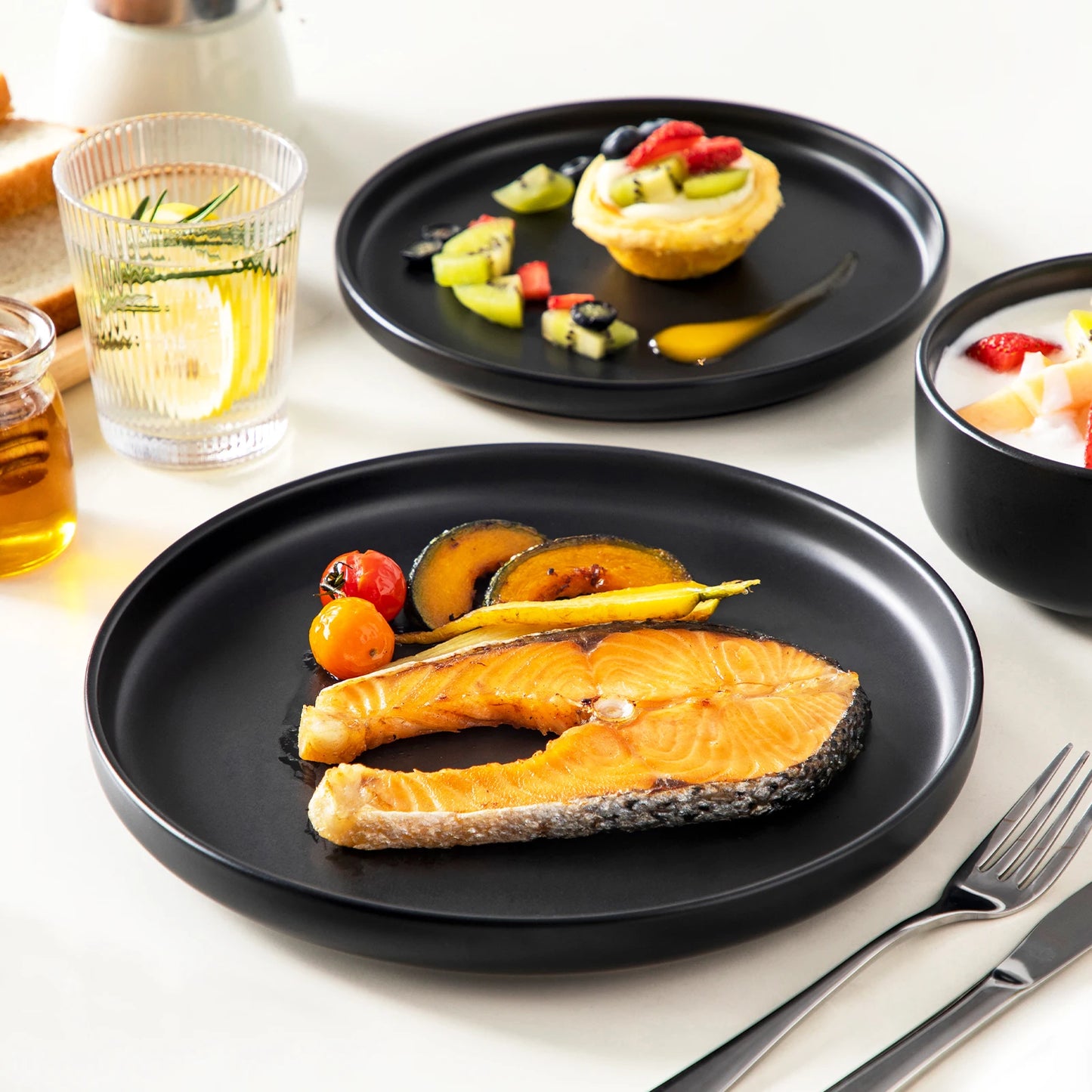 18/36 Piece Black Ceramic Plate Sets - Stoneware Dinner Set - Elegant Dinnerware with 6/12PCS Dinner Plate/Dessert/Bowl