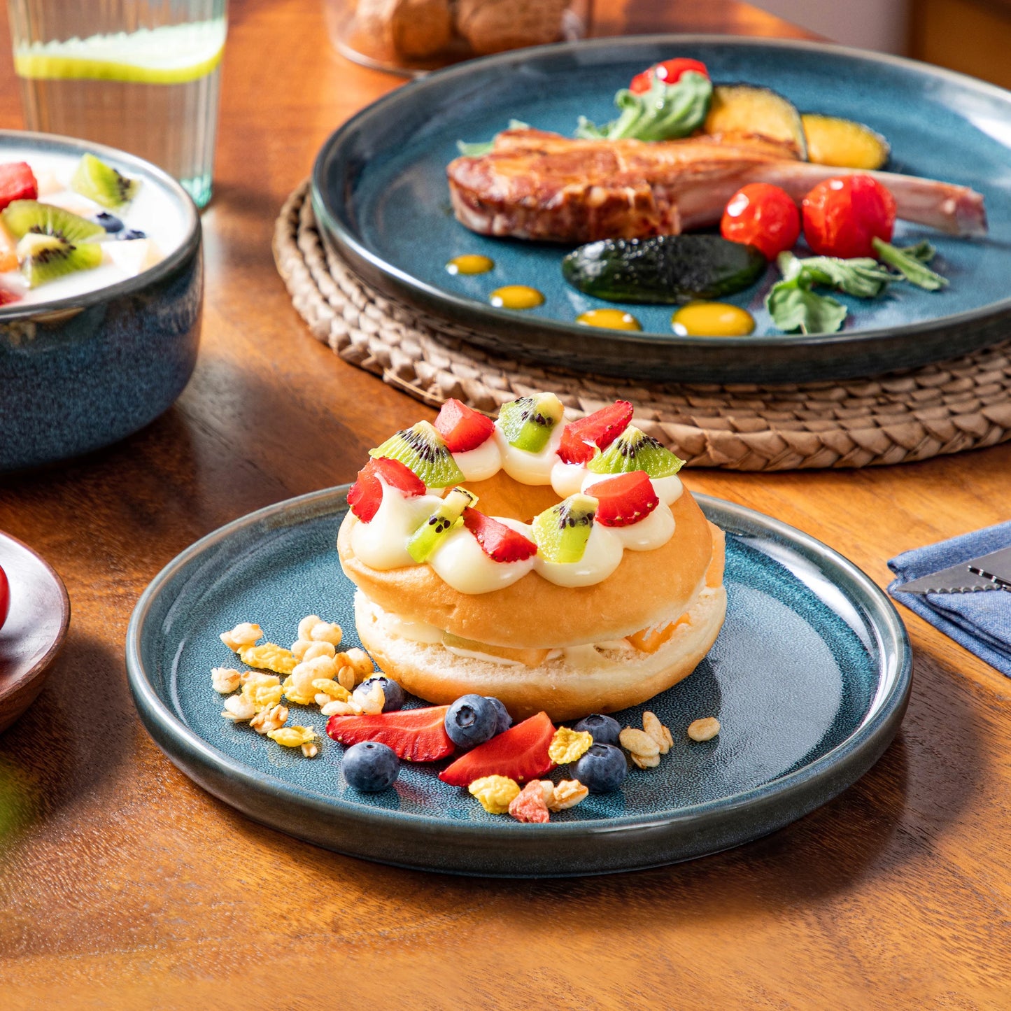Vancasso 12/24Piece Ceramic Plate Set - Blue Reactive Glaze - Vertical Edge Tableware Set with 4/6 Sets, Dinner Plate/Dessert/Bowl